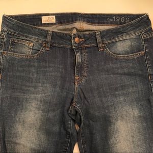 GAP Skinny Boot Leg Medium Distressed Wash 12